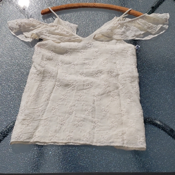 RO & DECream/Ivory Floral Ruffle Blouse - Picture 6 of 12